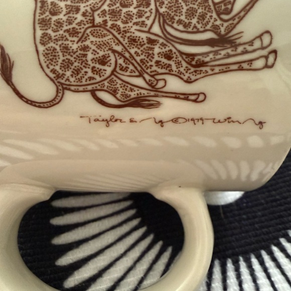 1979 Taylor & Ng Naughty Giraffe Mug - Picture 6 of 13